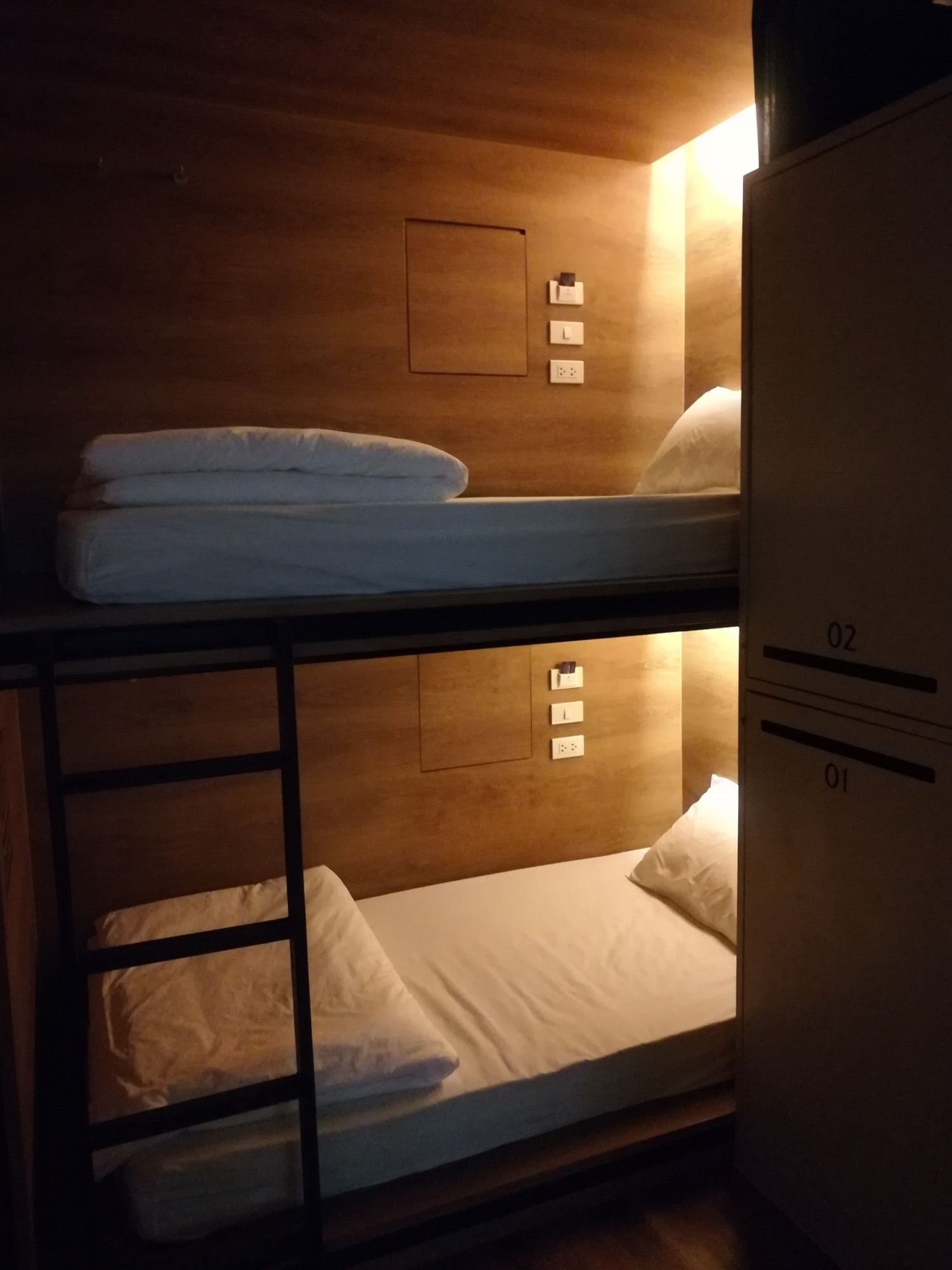 Фото Natee Hostel