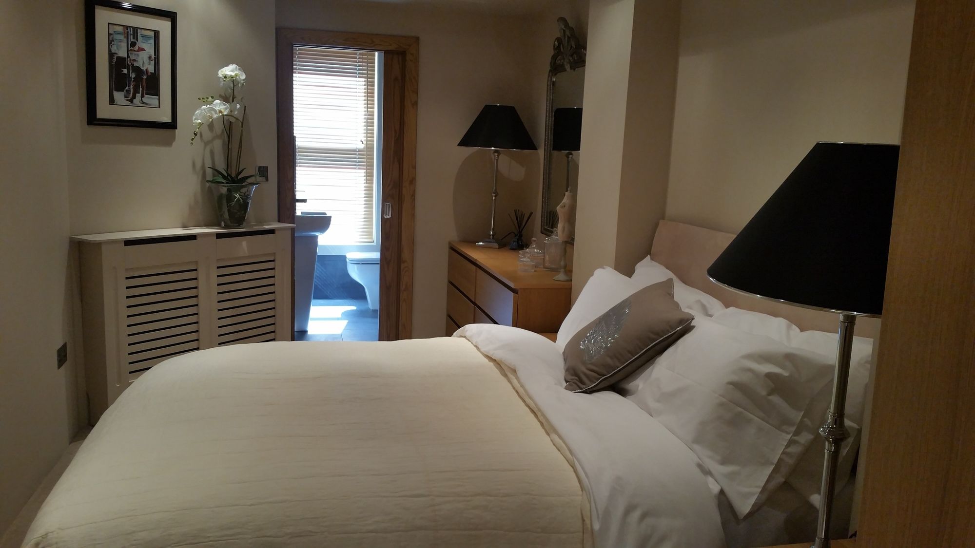 Фото Castle Luxury Apartment lll