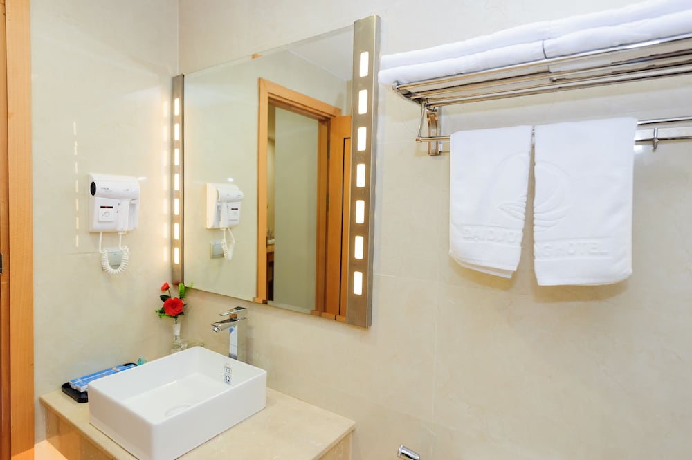 Фото Halo Hanoi Hotel