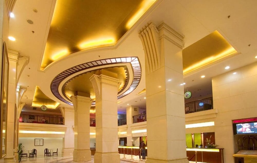 Фото Guangzhou Aiqun Hotel