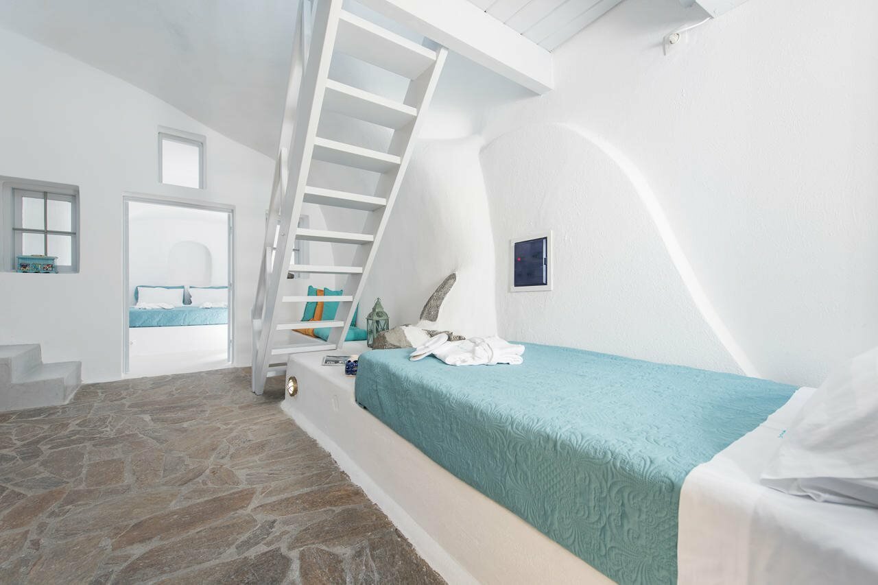 Фото Horizon Aeifos Suites