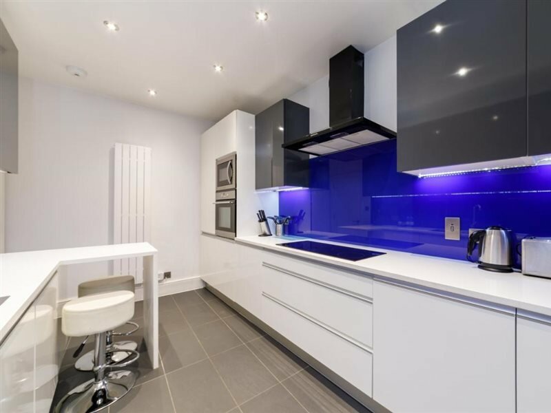 Фото Garrick Mansions by Q Apartments