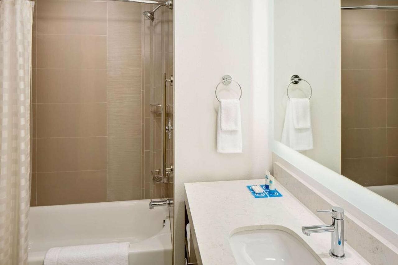 Фото Hyatt House across from Universal Orlando Resort