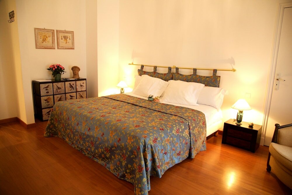 Фото Grand Hôtel des Ambassadeurs