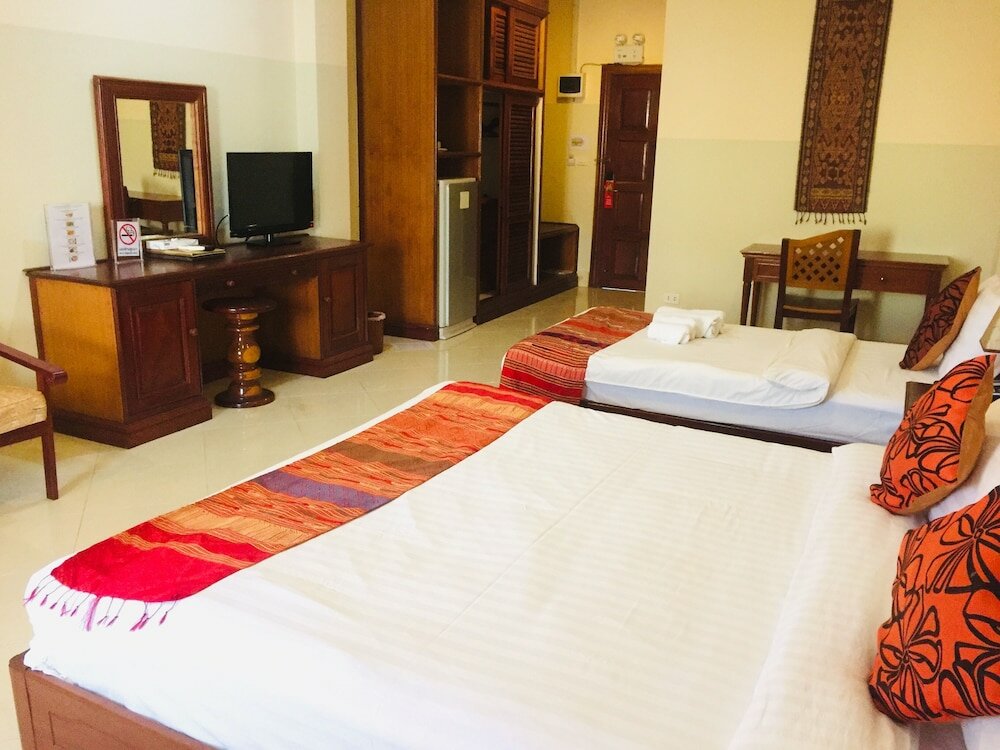 Фото New Rose Boutique Hotel