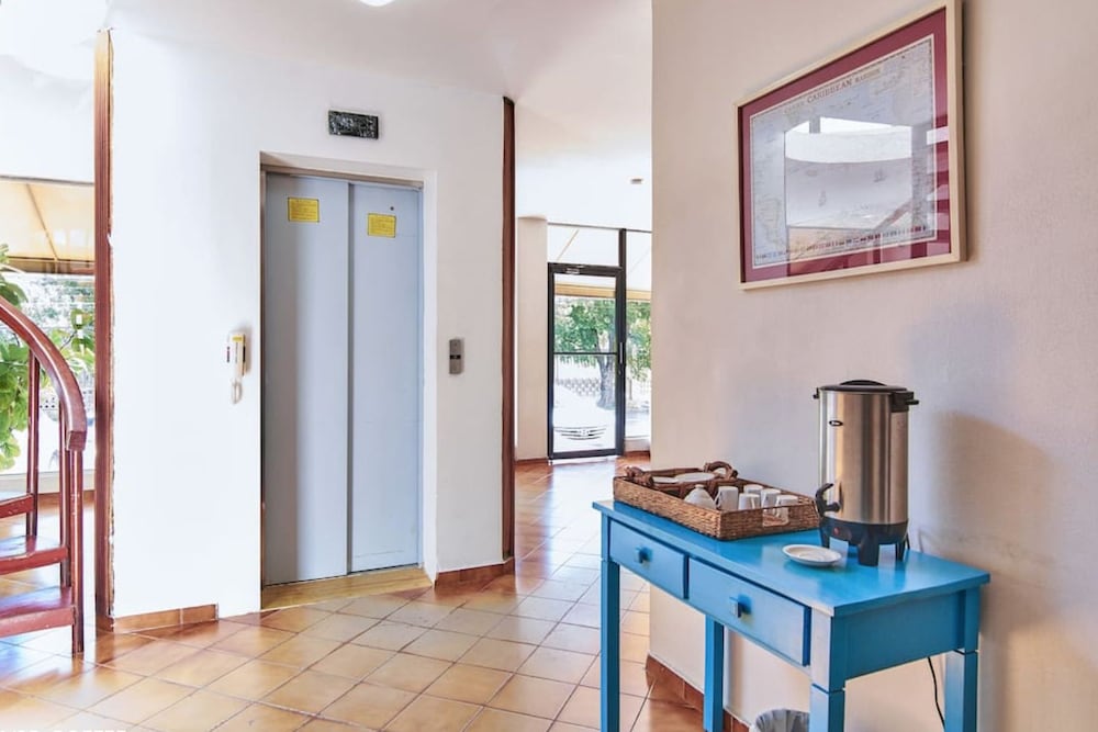 Фото Aparta Hotel Plaza del Sol