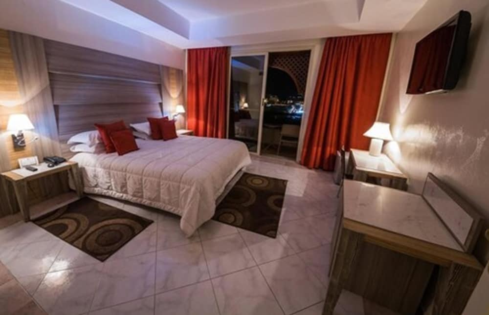 Фото Hotel Wassim