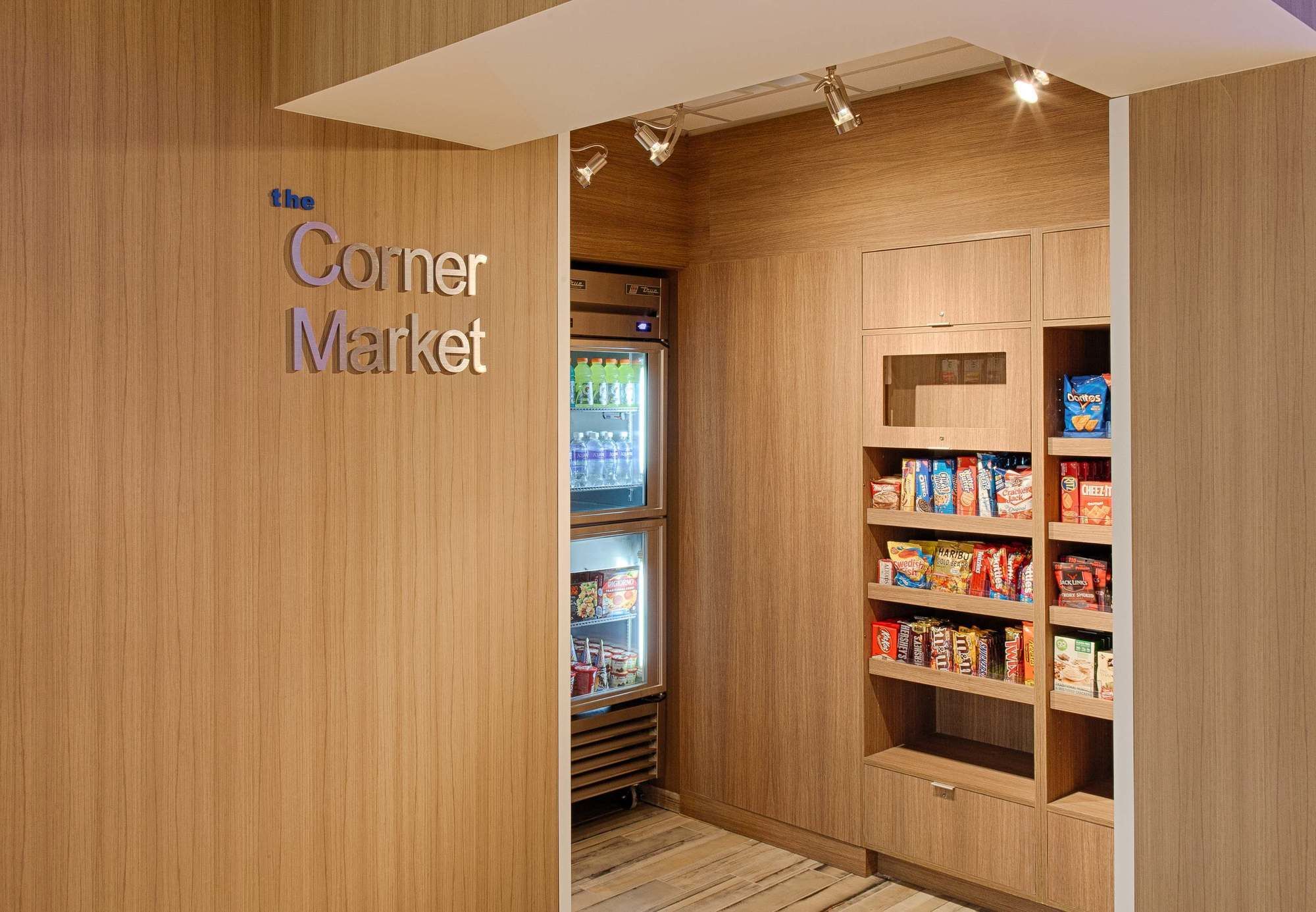 Фото Fairfield Inn & Suites by Marriott Clearwater Beach