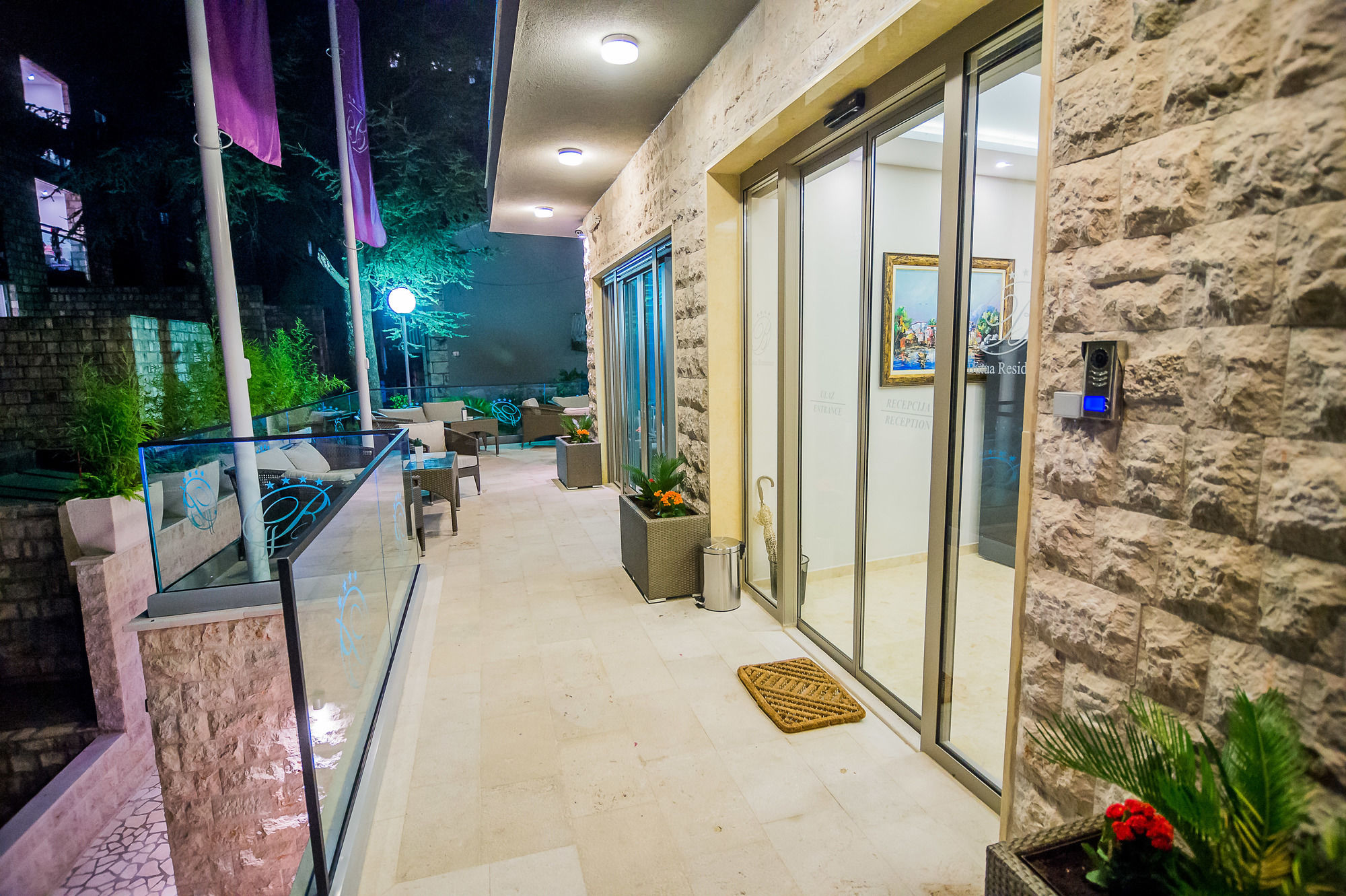 Фото Butua Residence