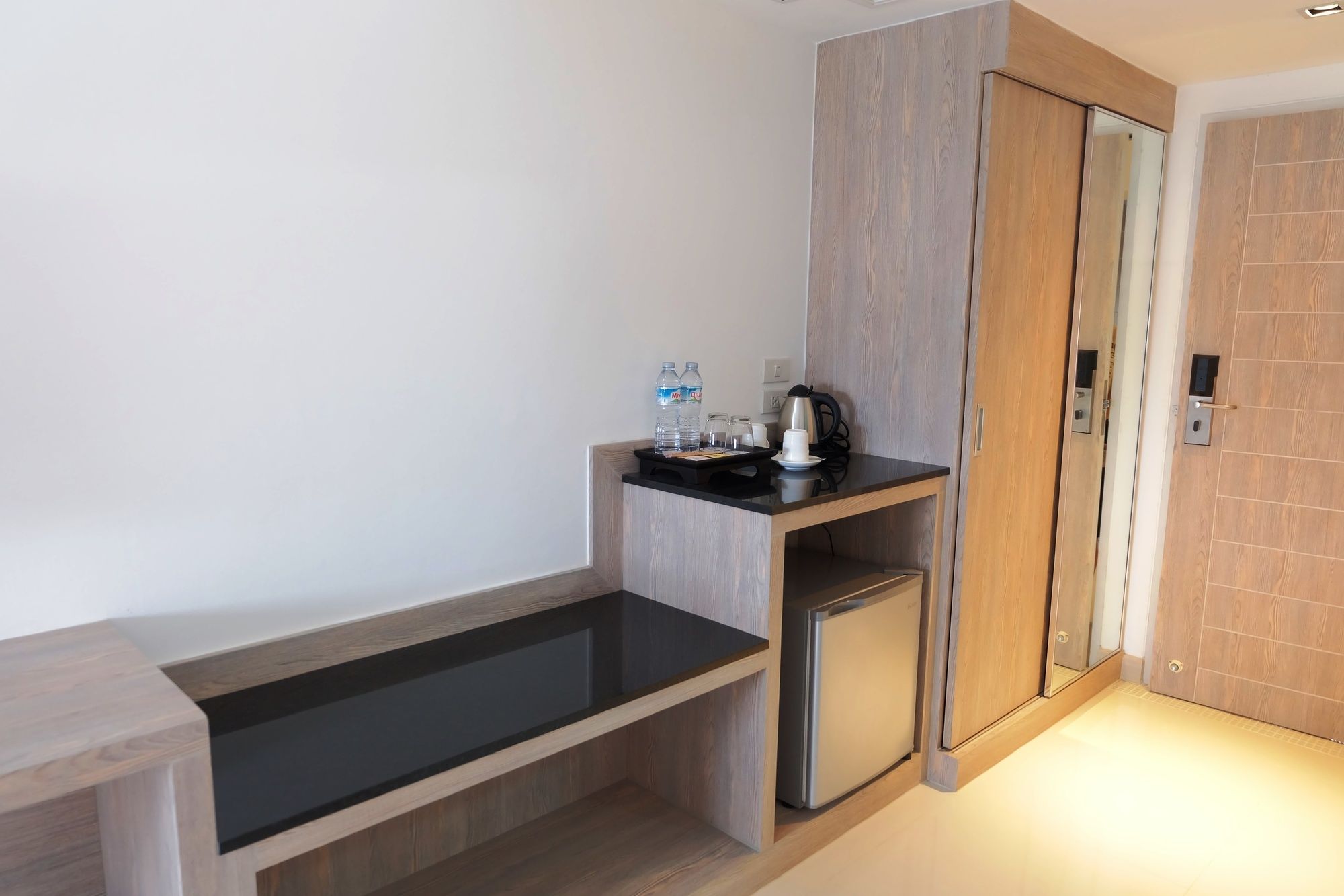 Фото Methavalai Residence