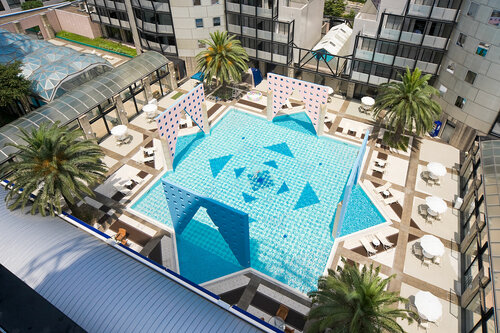 Внешний вид отеля The Residential Suites Fukuoka в Фукуоке, фото 3