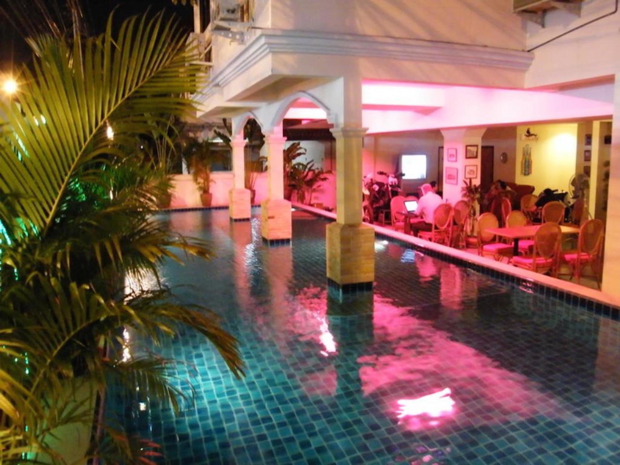 Фото The Caddy Shack