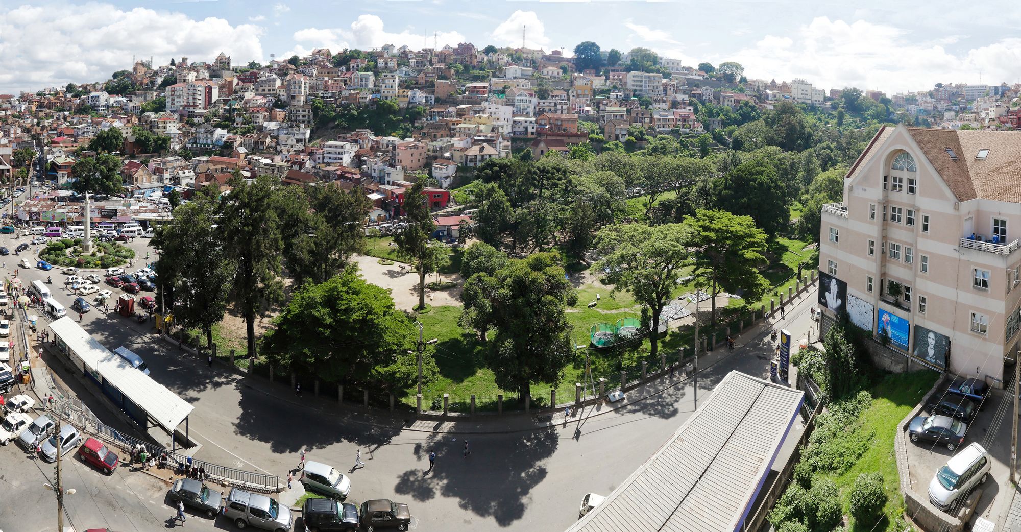 Фото Radisson Hotel Tamboho Waterfront Antananarivo