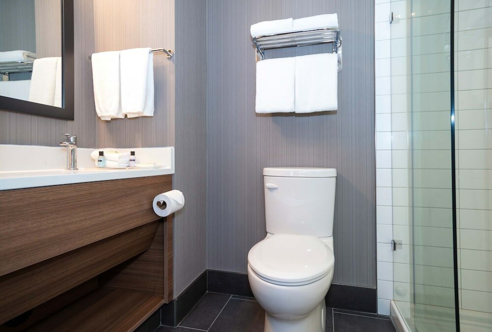 Фото Sandman Signature Calgary Downtown Hotel