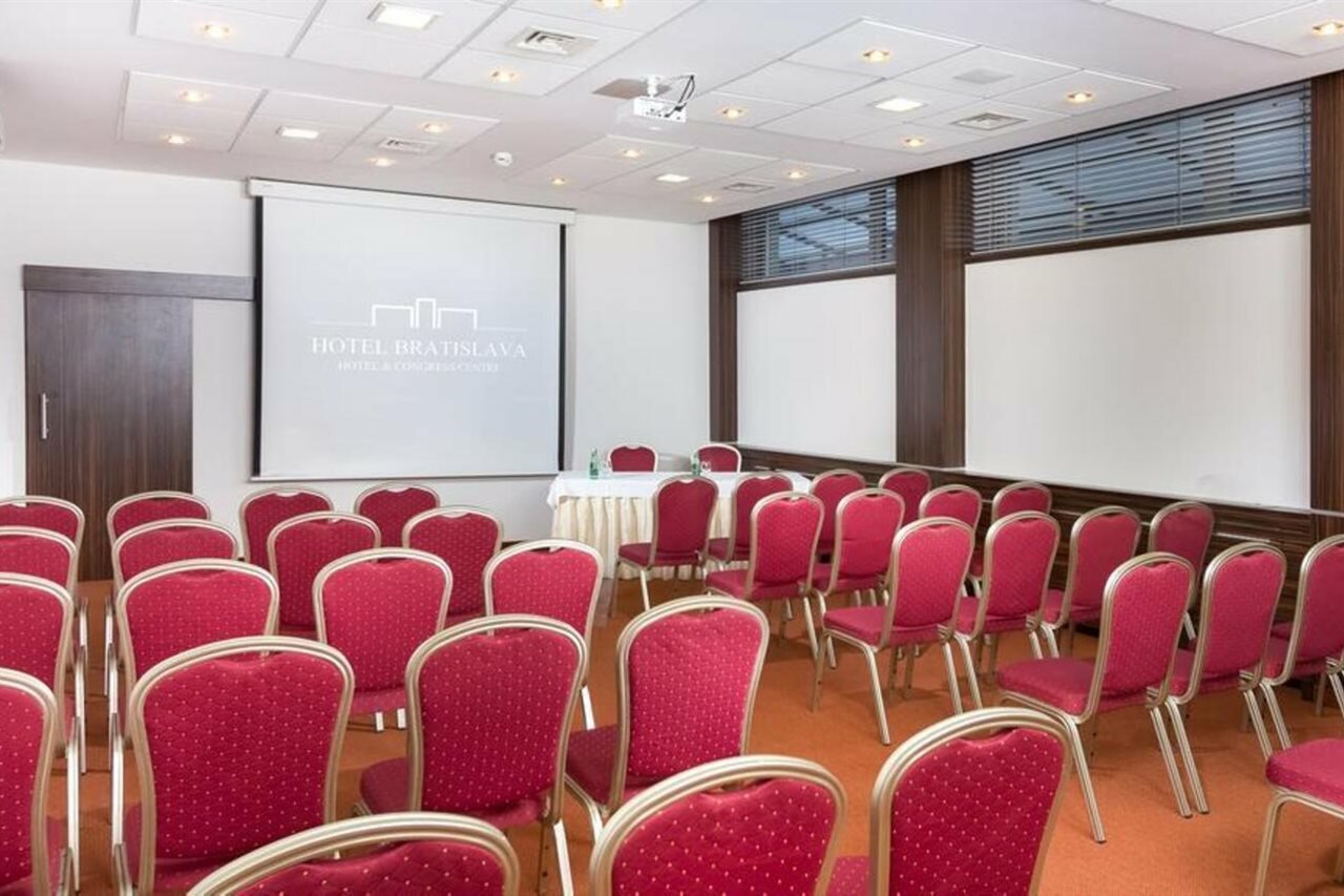 Фото Hotel Bratislava