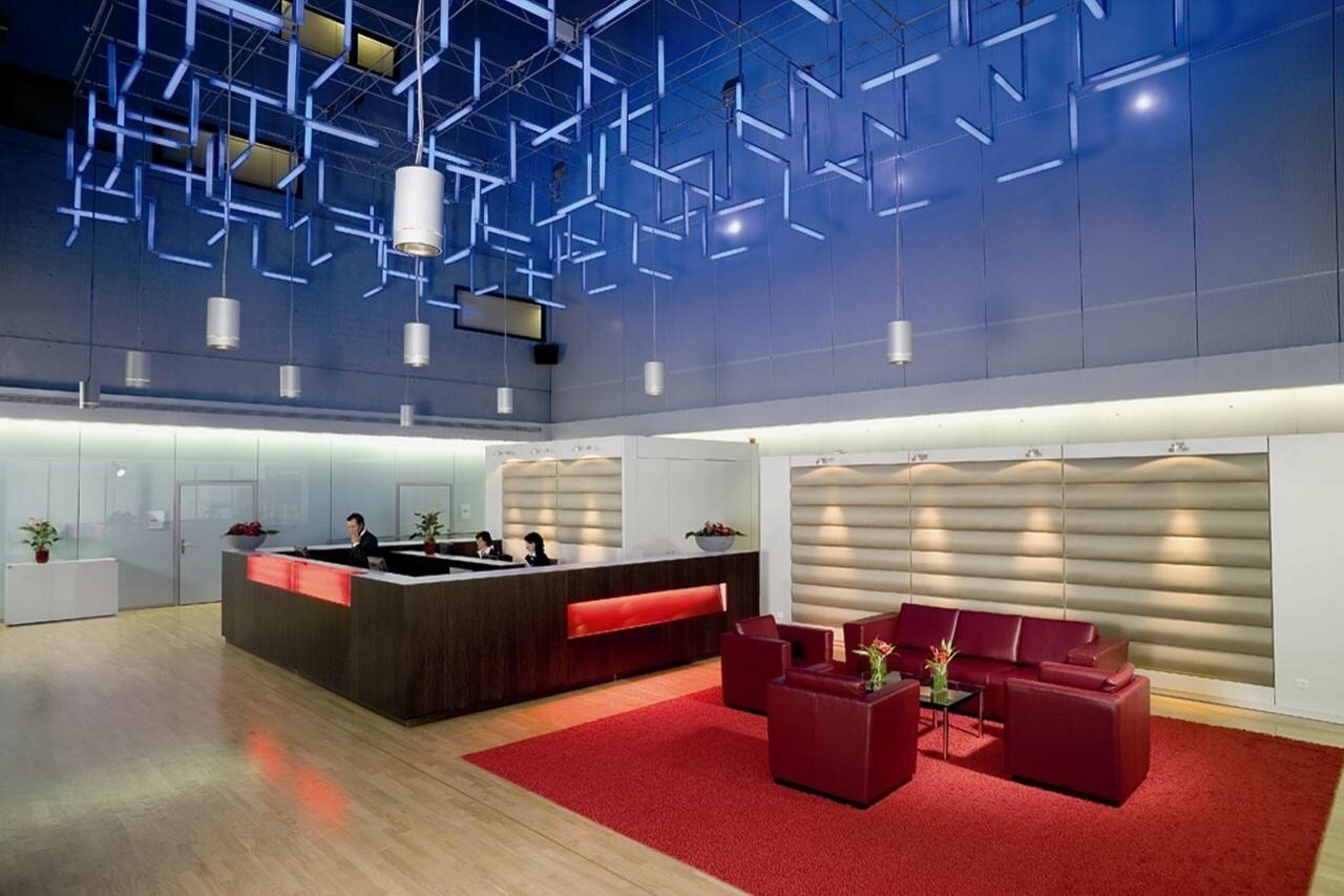 Фото DoubleTree by Hilton Frankfurt Niederrad