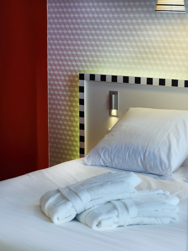 Фото Hotel Mercure Brest Centre Les Voyageurs