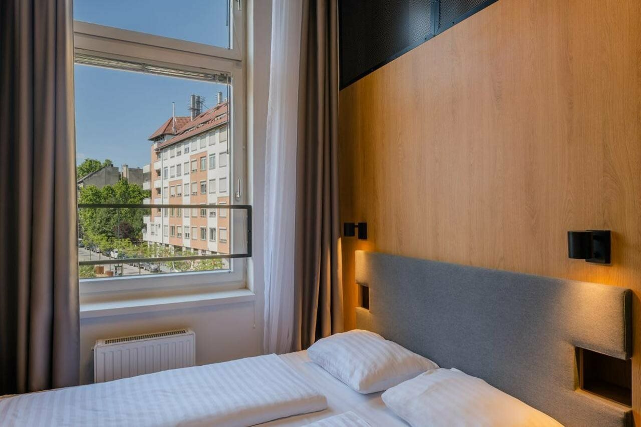 Фото Dean's Home Budapest 