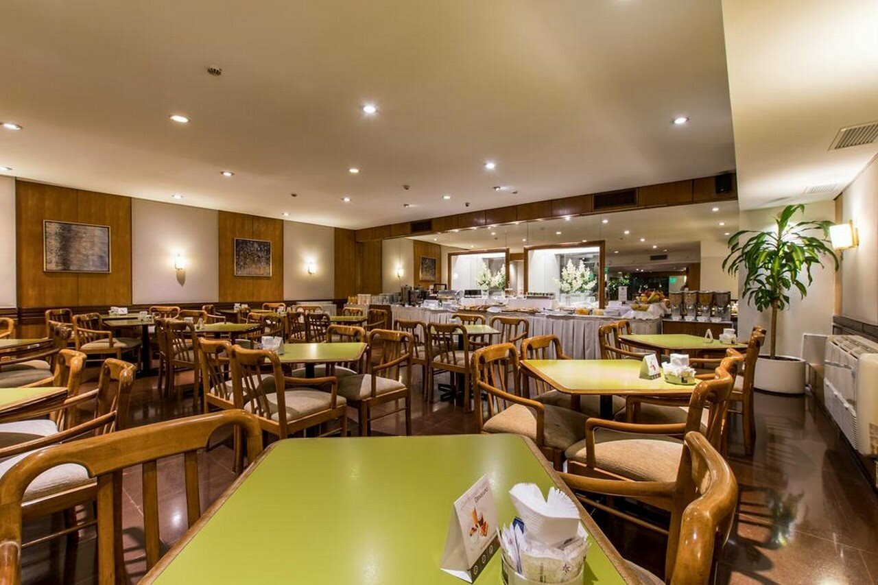 Фото Hotel Solans Carlton