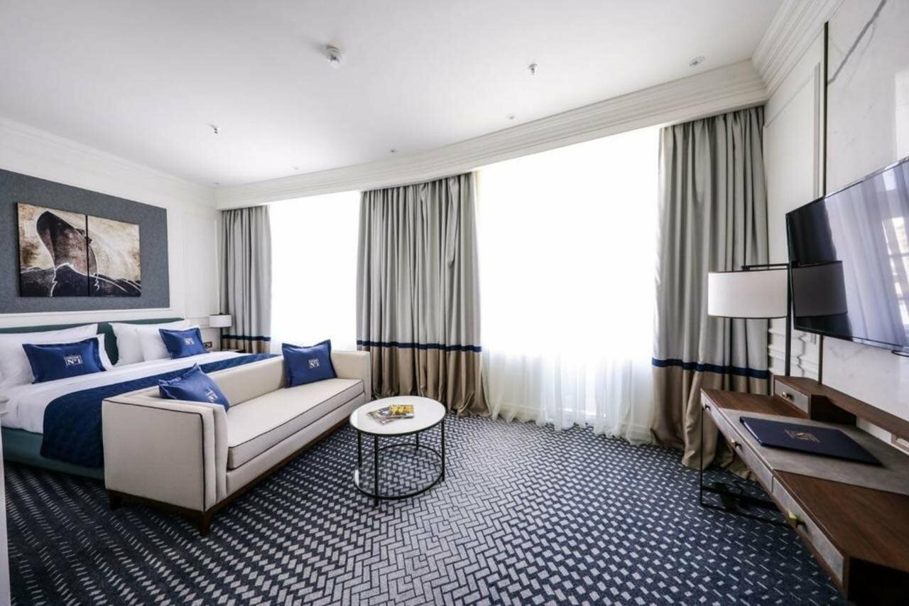 Фото Hotel Centar № 1