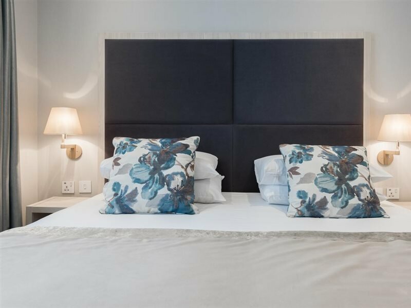 Фото Blandford Hotel