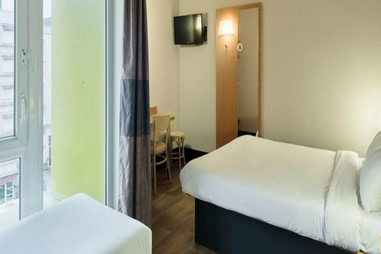 Фото B&b Hôtel Paris Est Bobigny Université