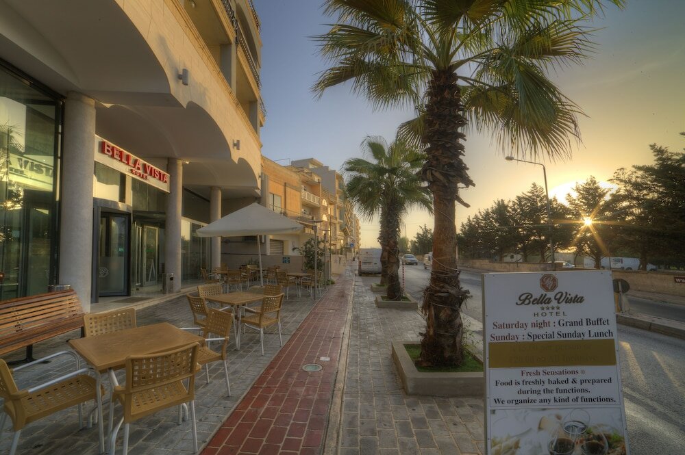 Фото Bella Vista Hotel