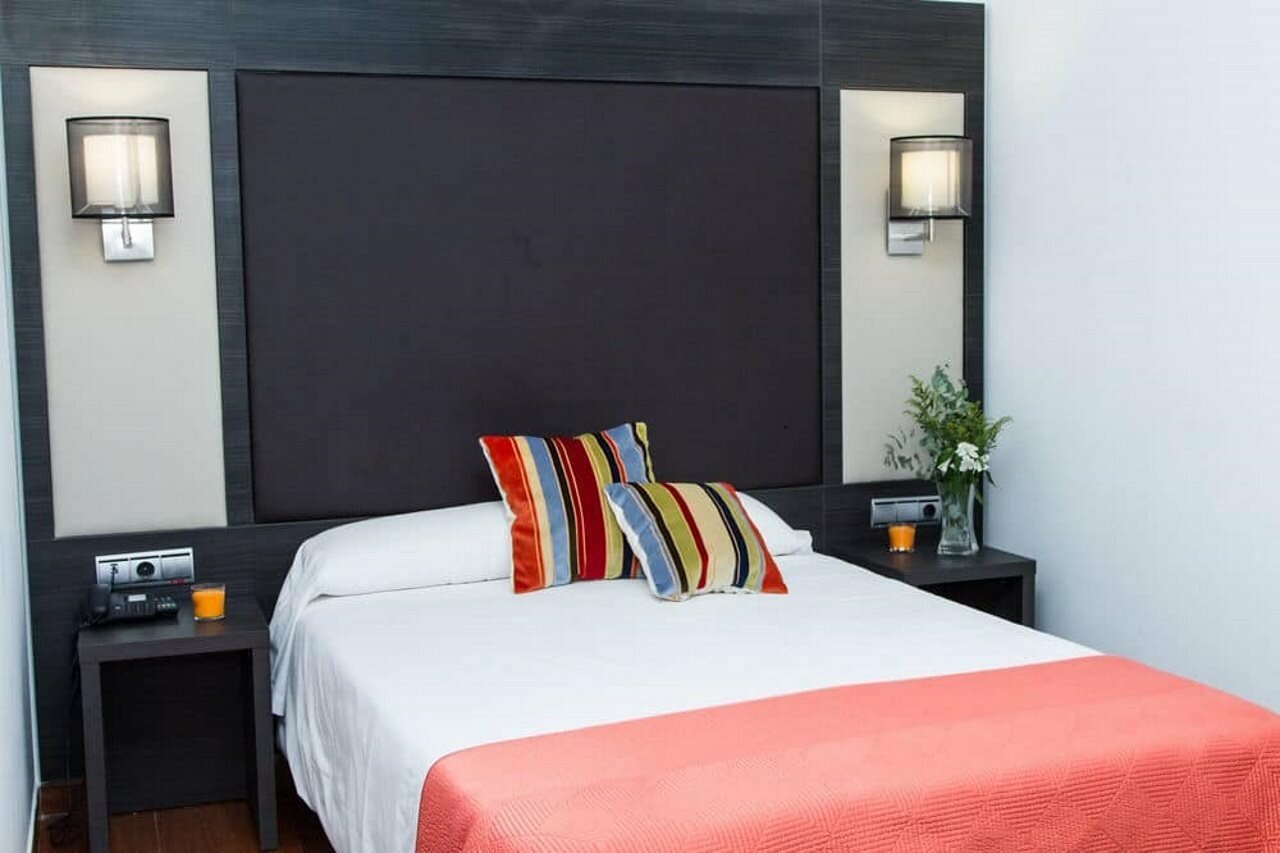 Фото Hostal Marlasca