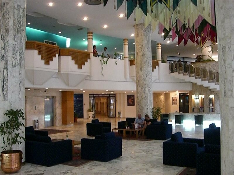 Фото отеля 3