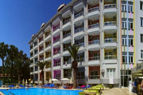 Гостиница Vela в Мармарисе