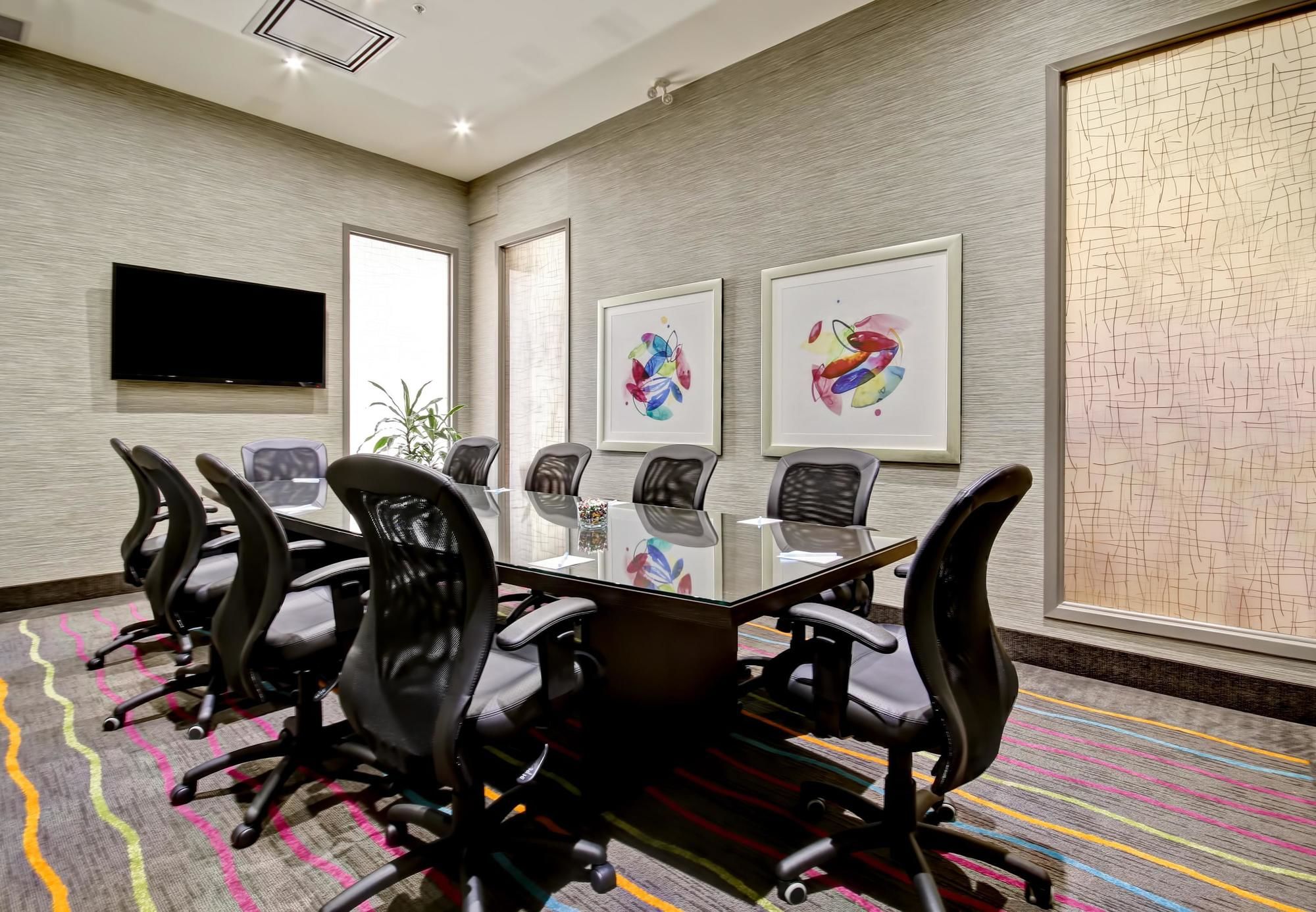 Фото Fairfield Inn & Suites by Marriott Guelph