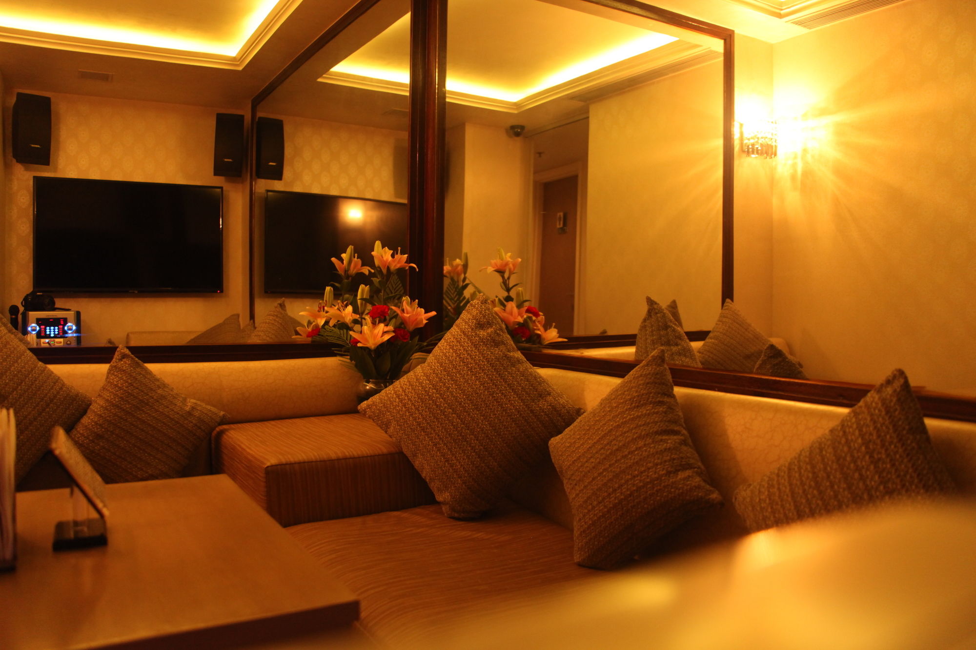 Фото Clarens Hotel