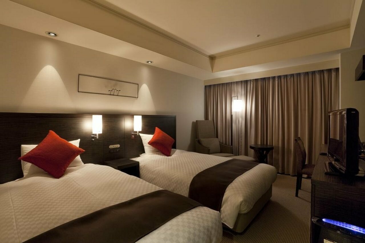 Фото Century Royal Hotel