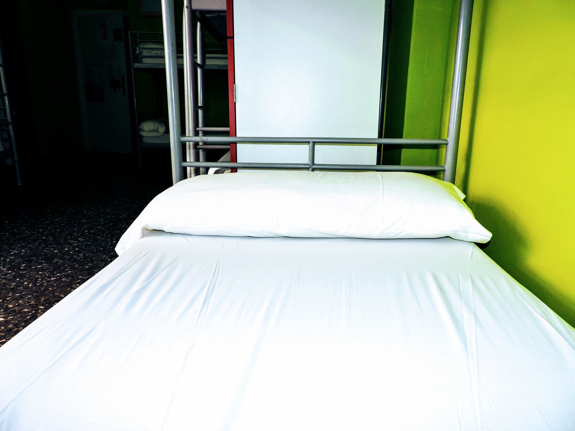 Фото Yellow Nest Hostel Barcelona