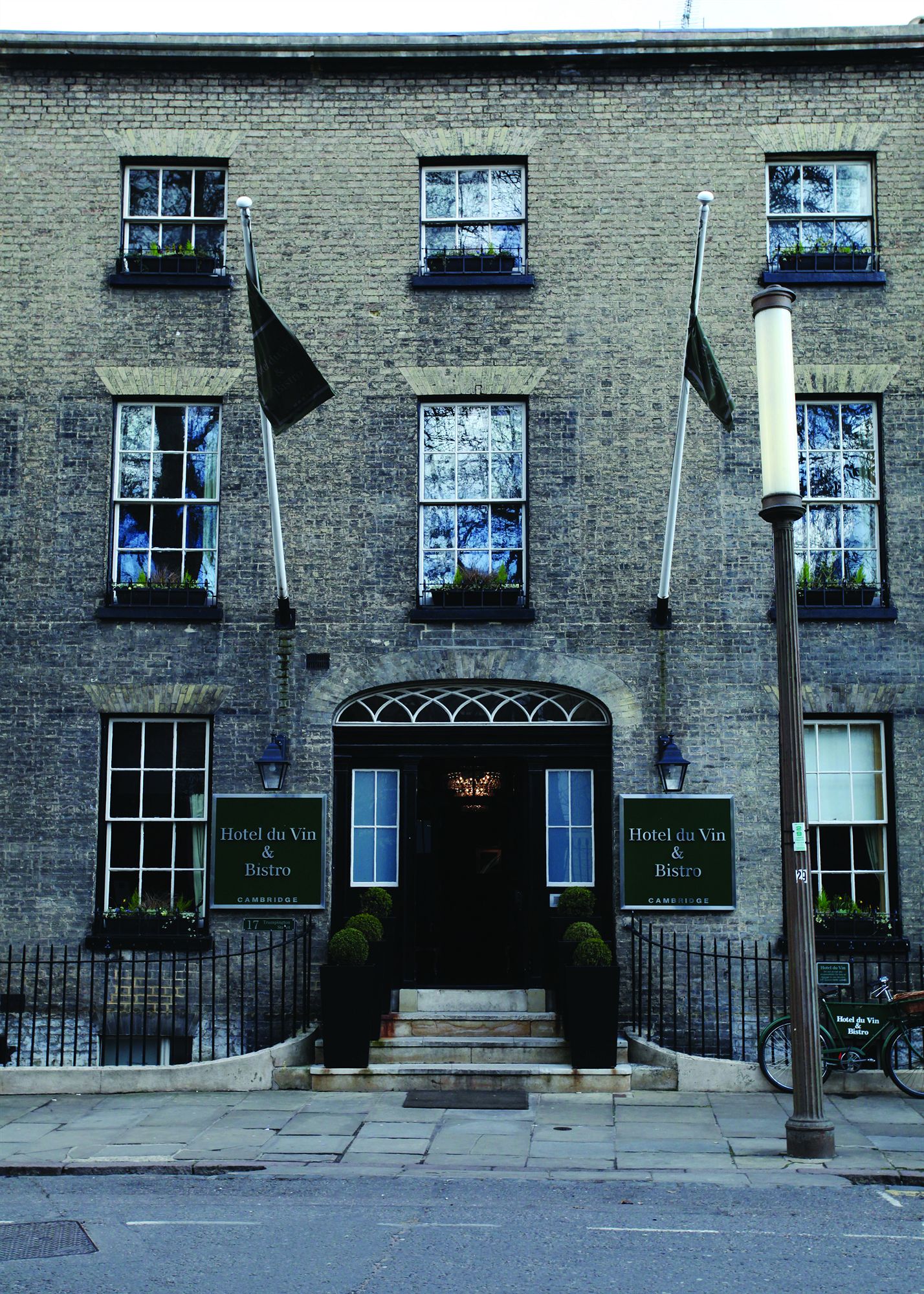 Фото отеля 3