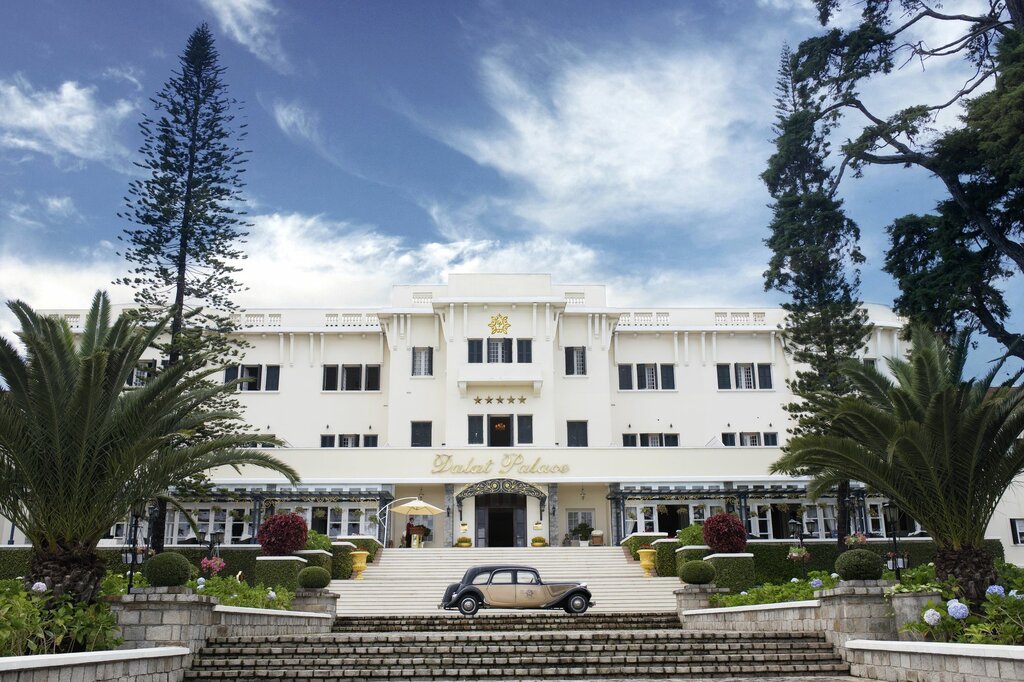 Hotel Khách sạn Dalat Palace, Dalat, photo