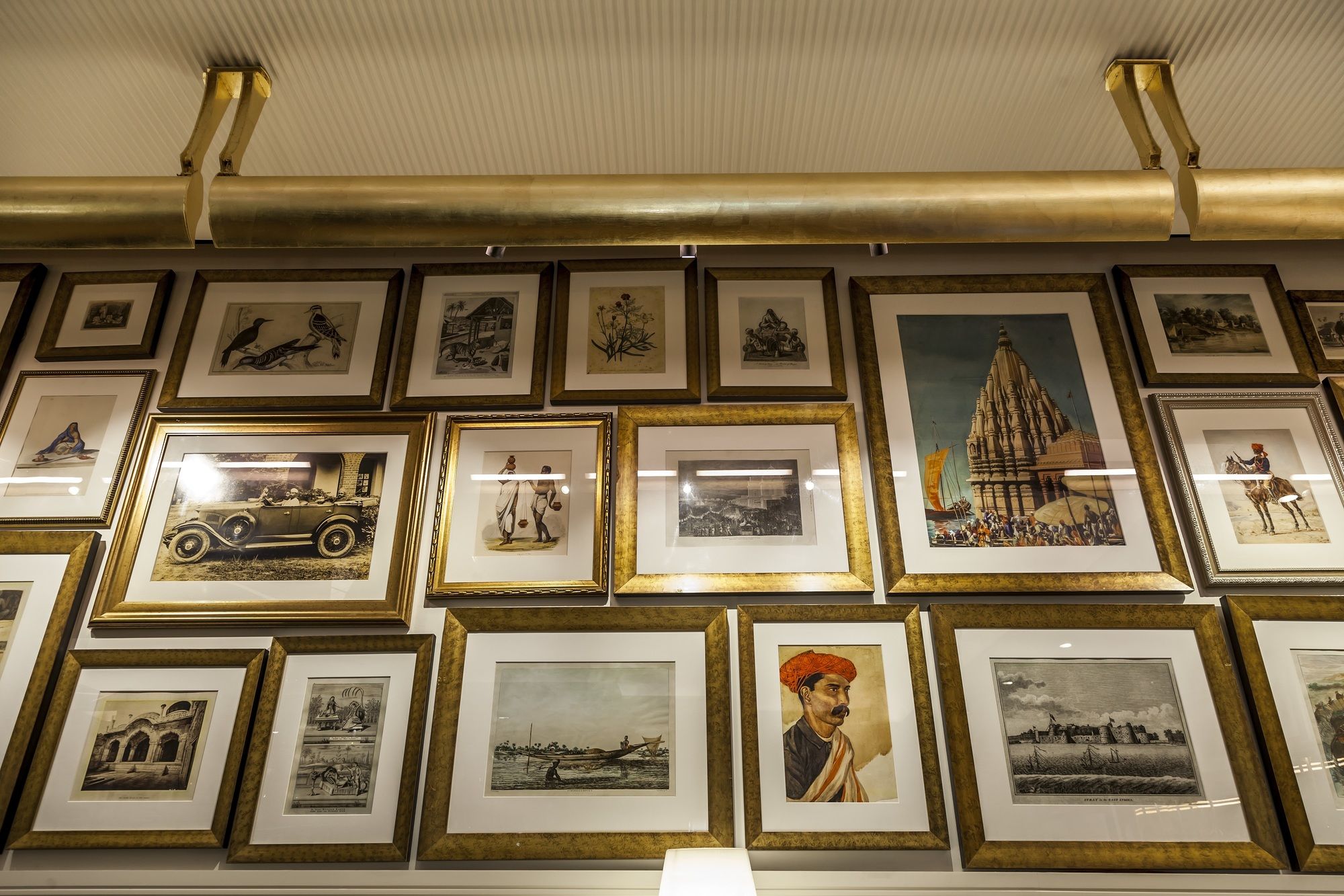 Фото The Oberoi Grand, Kolkata