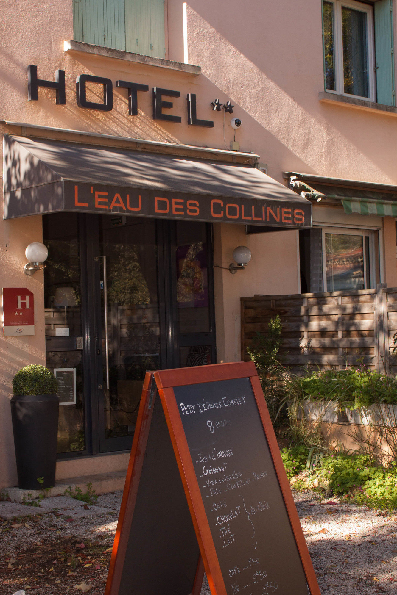 Фото L'Eau des Collines