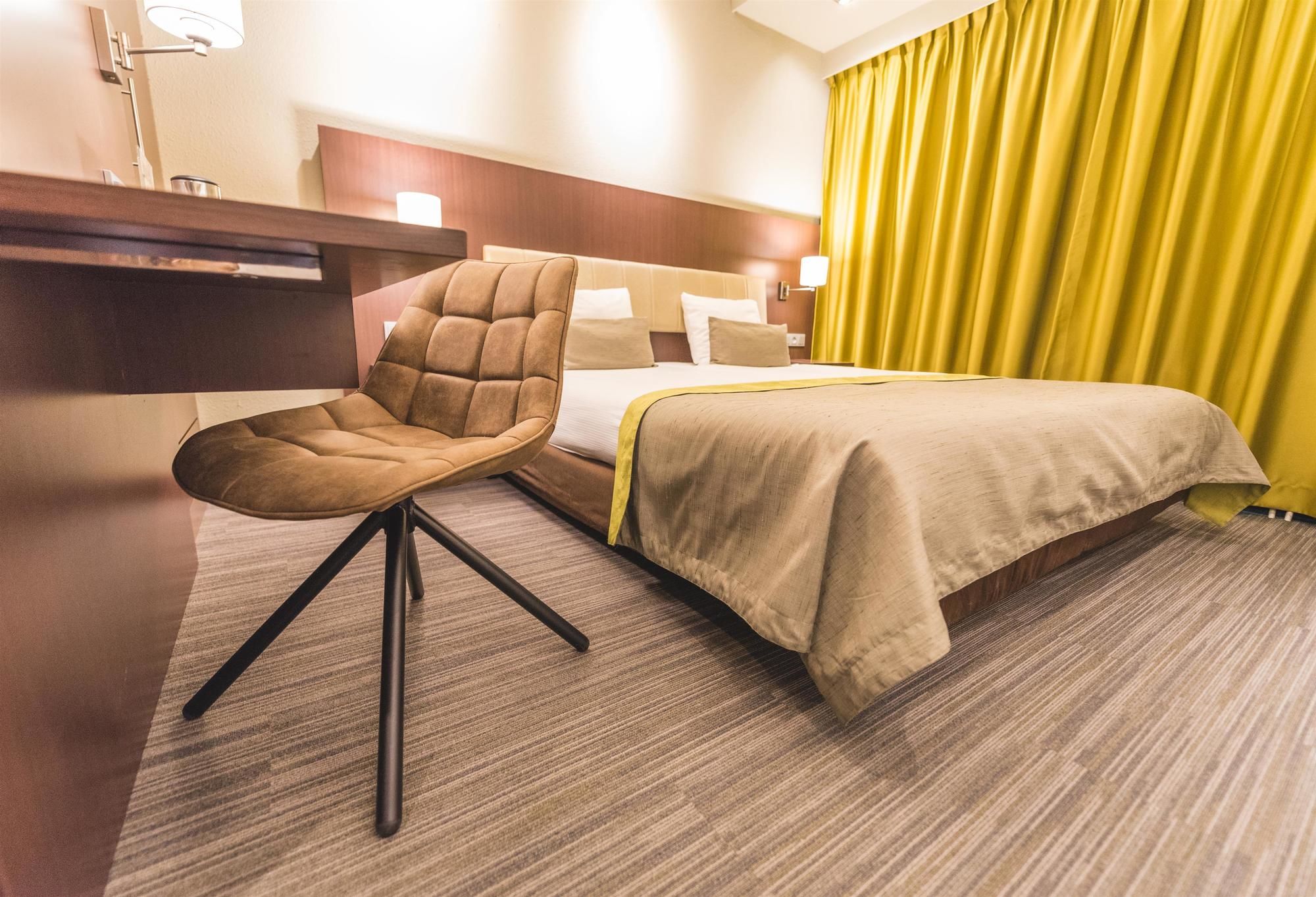 Фото Flonk Hotel Groningen Zuid, Bw Signature Collection