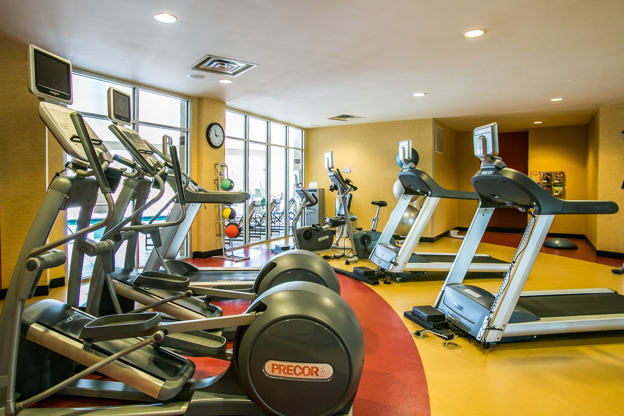 Фото Wyndham Noblesville