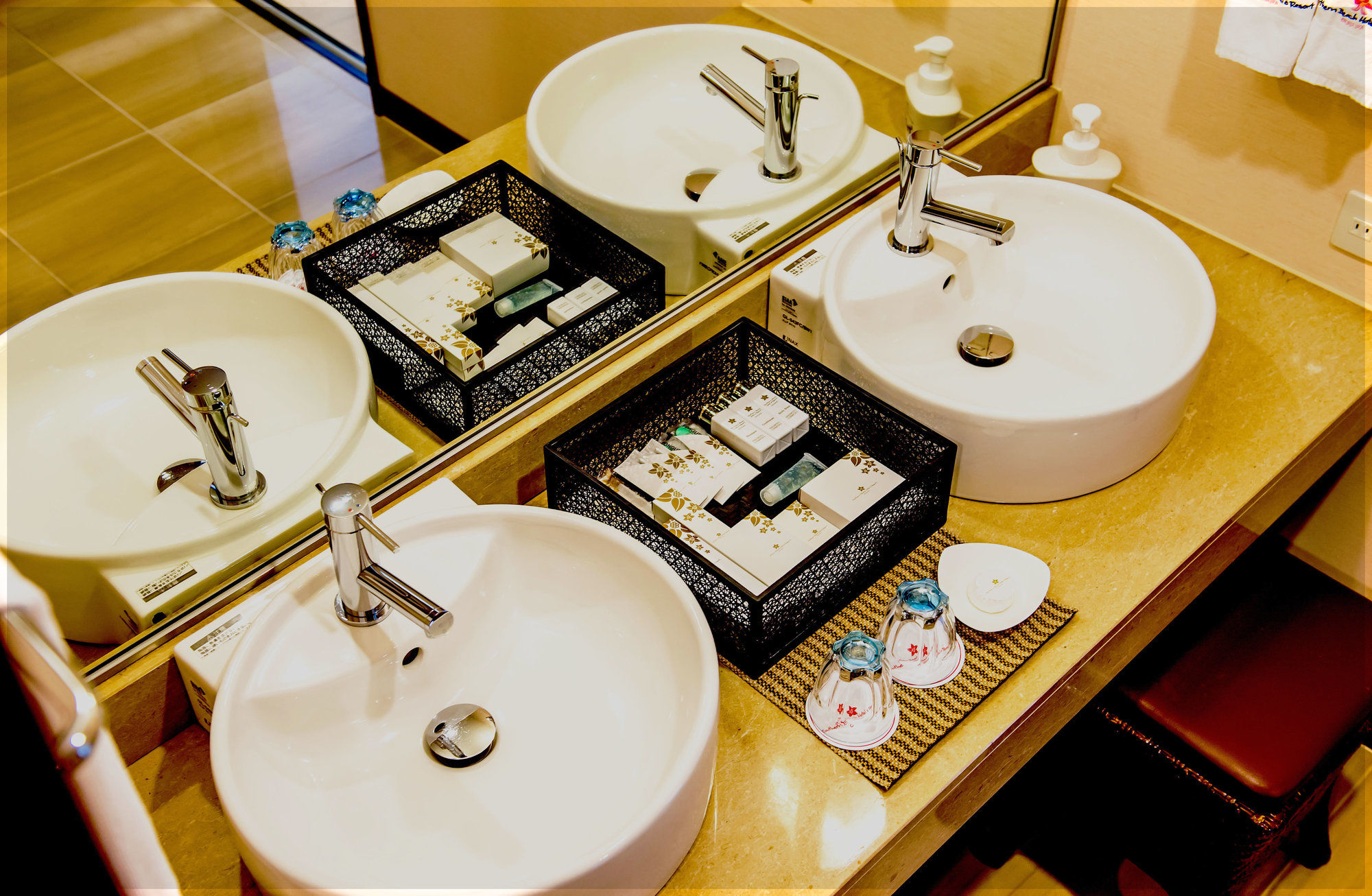 Фото Southern Beach Hotel & Resort Okinawa