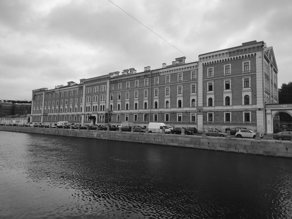 Landmark, attraction Казармы Морского Гвардейского экипажа, казармы для строевых рот, Saint Petersburg, photo