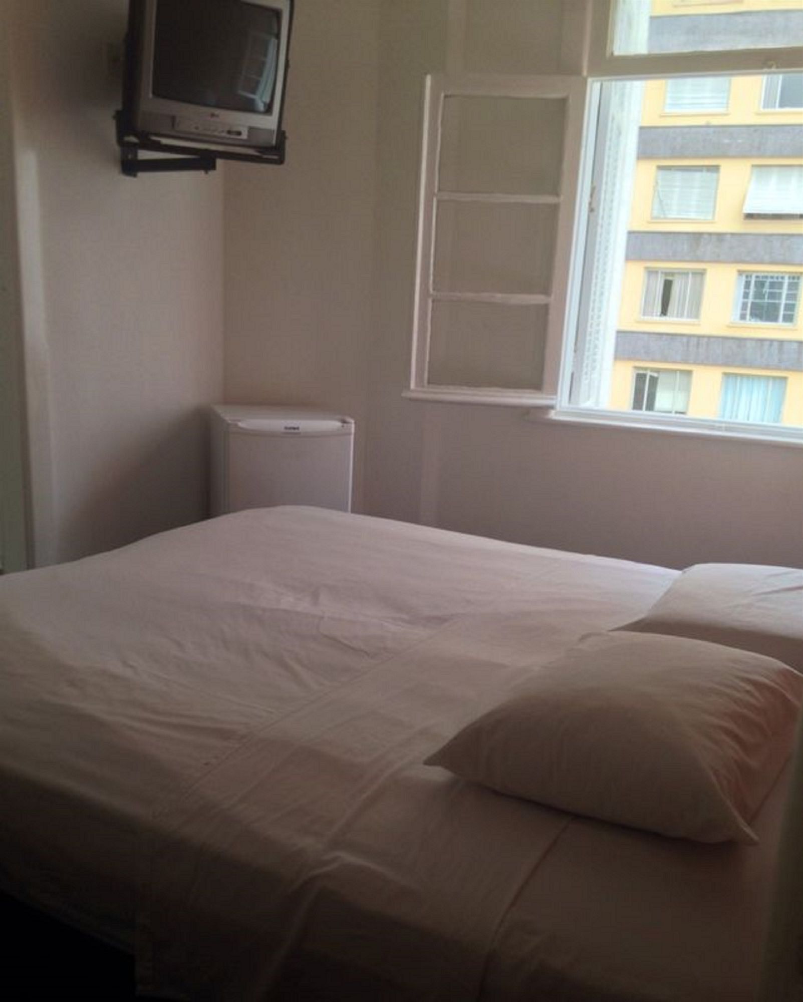 Фото Hotel Caravelas