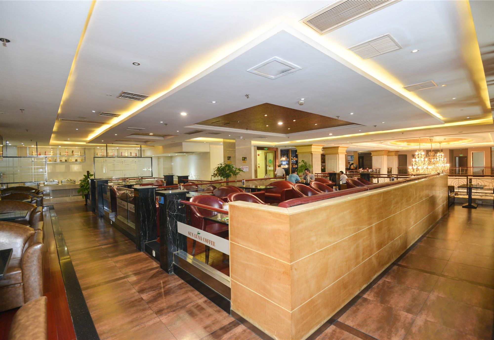 Фото Vienna International Hotel World Expo