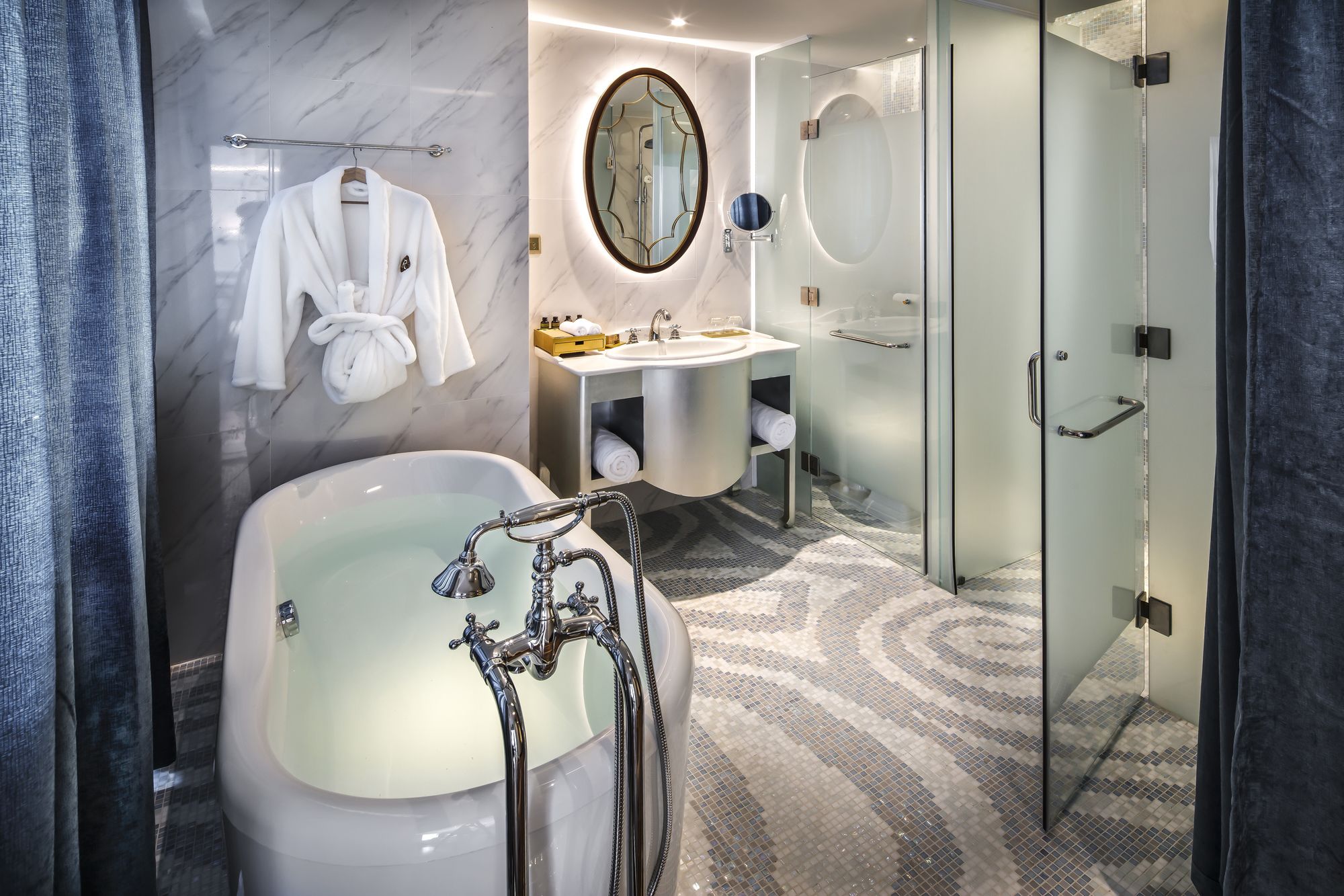 Фото Hotel Royal Hoi An - MGallery by Sofitel