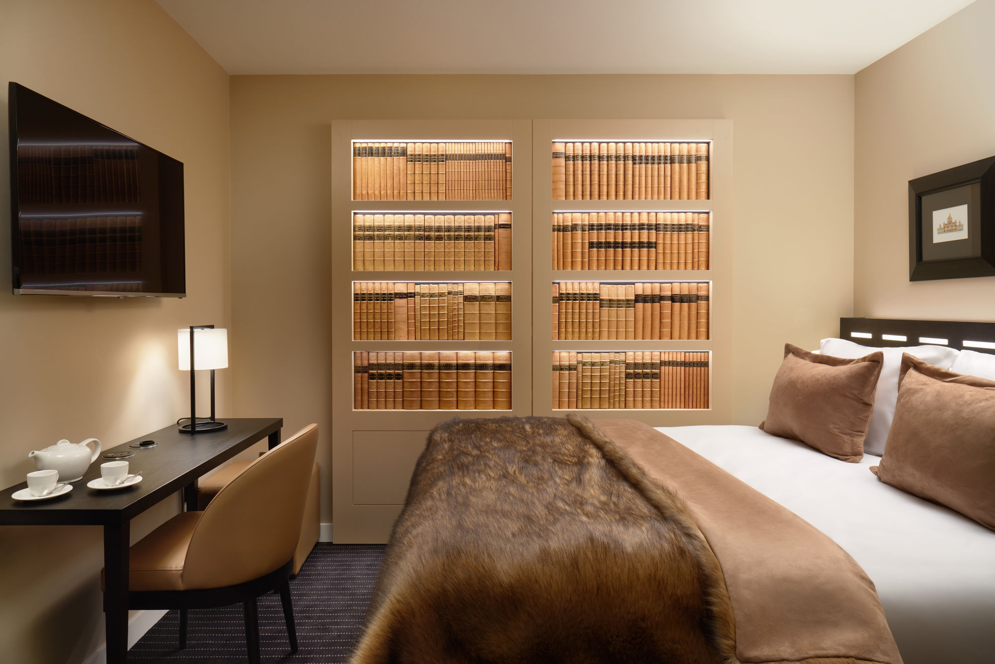 Фото The Resident Victoria