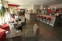 Фото Hotel Kyriad Marseille Palais Des Congres - Vélodrome