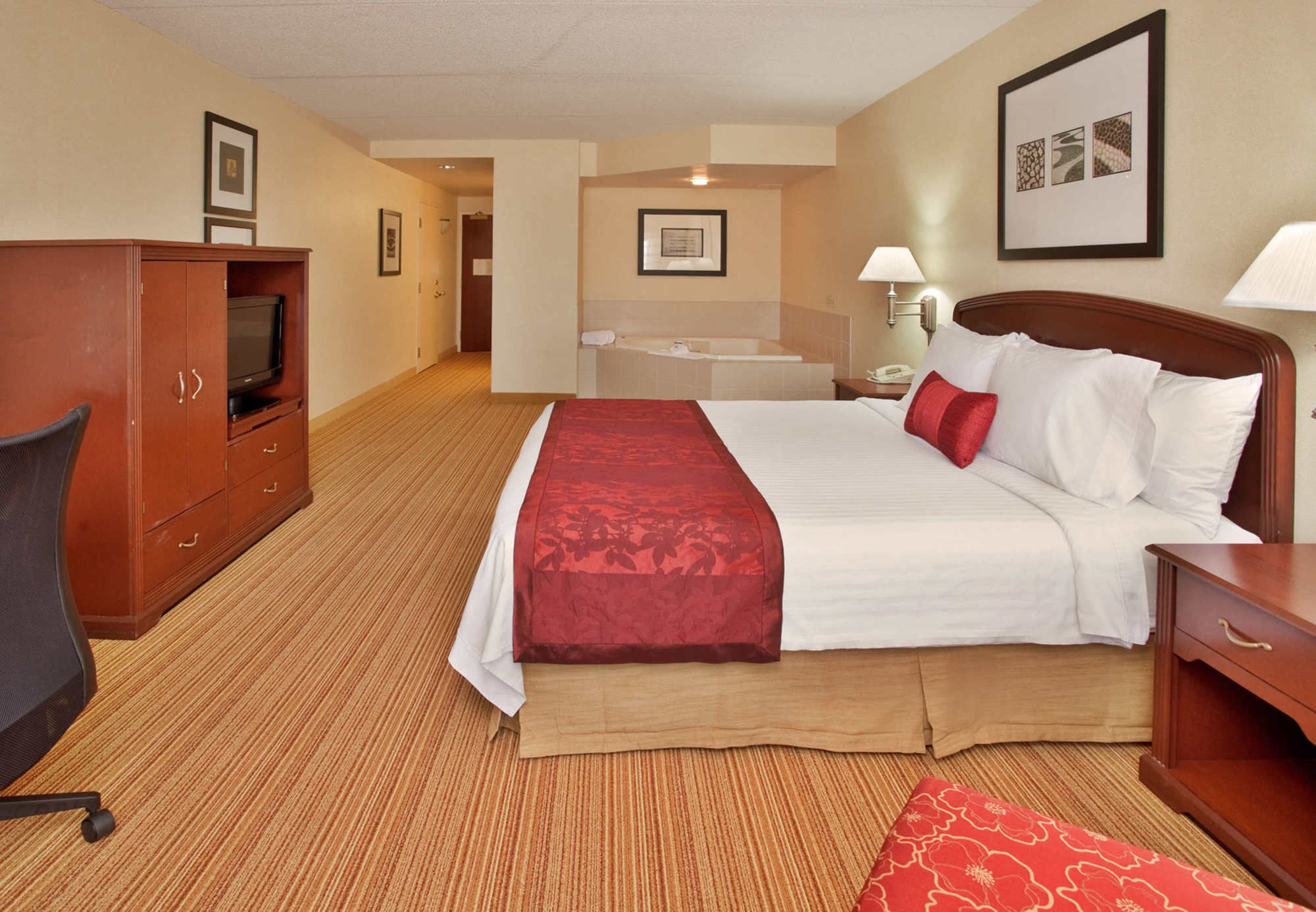 Фото Courtyard by Marriott Toronto Vaughan