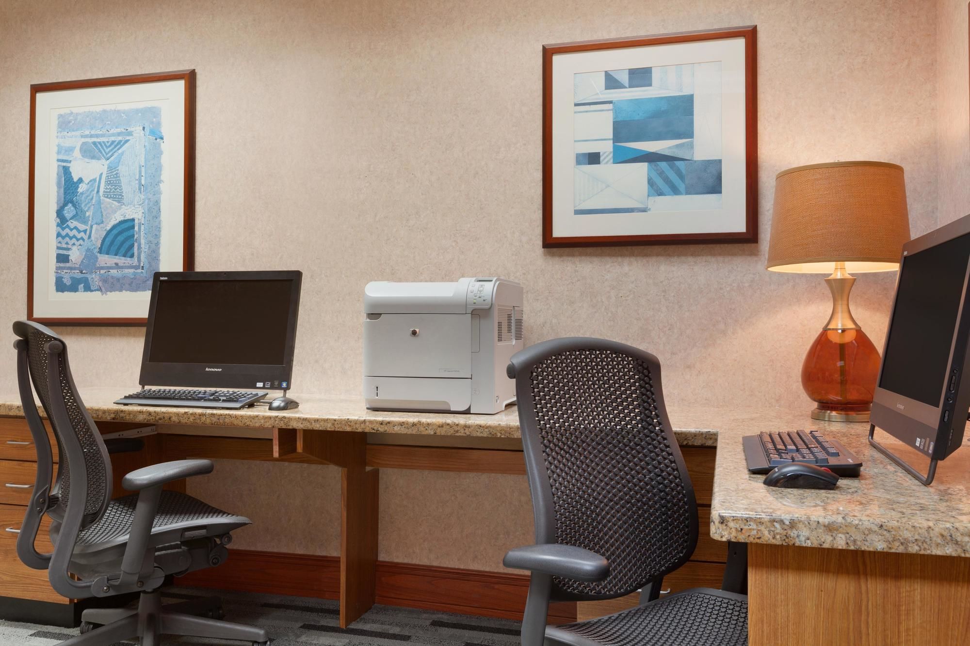 Фото Embassy Suites Little Rock