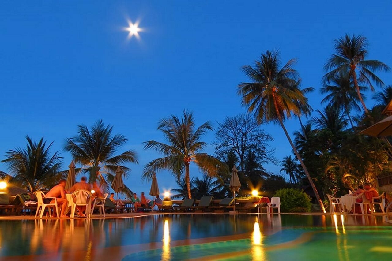 Фото Coral Cliff Beach Resort